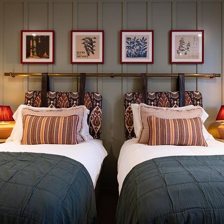 The Royal Forest - A Heartwood Inn Чінґфорд Екстер'єр фото